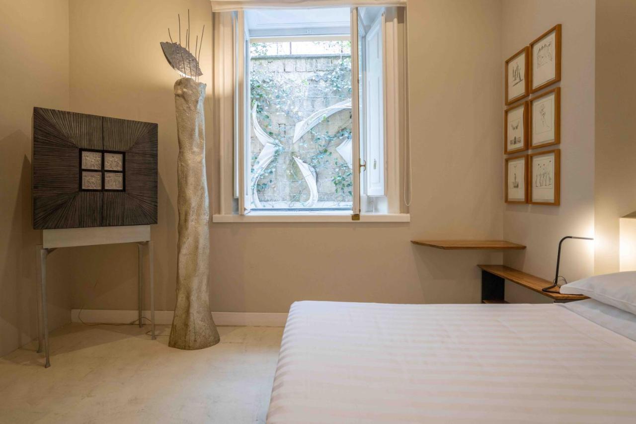 Atelier Inès Arts&suites * Naples
