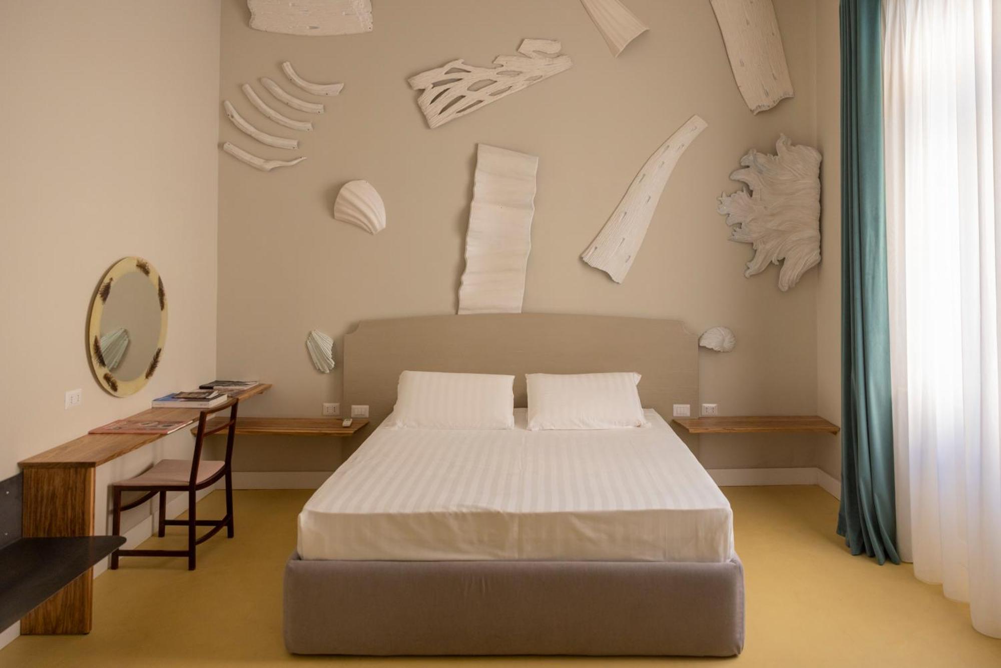 Atelier Inès Arts&suites Couette-café *