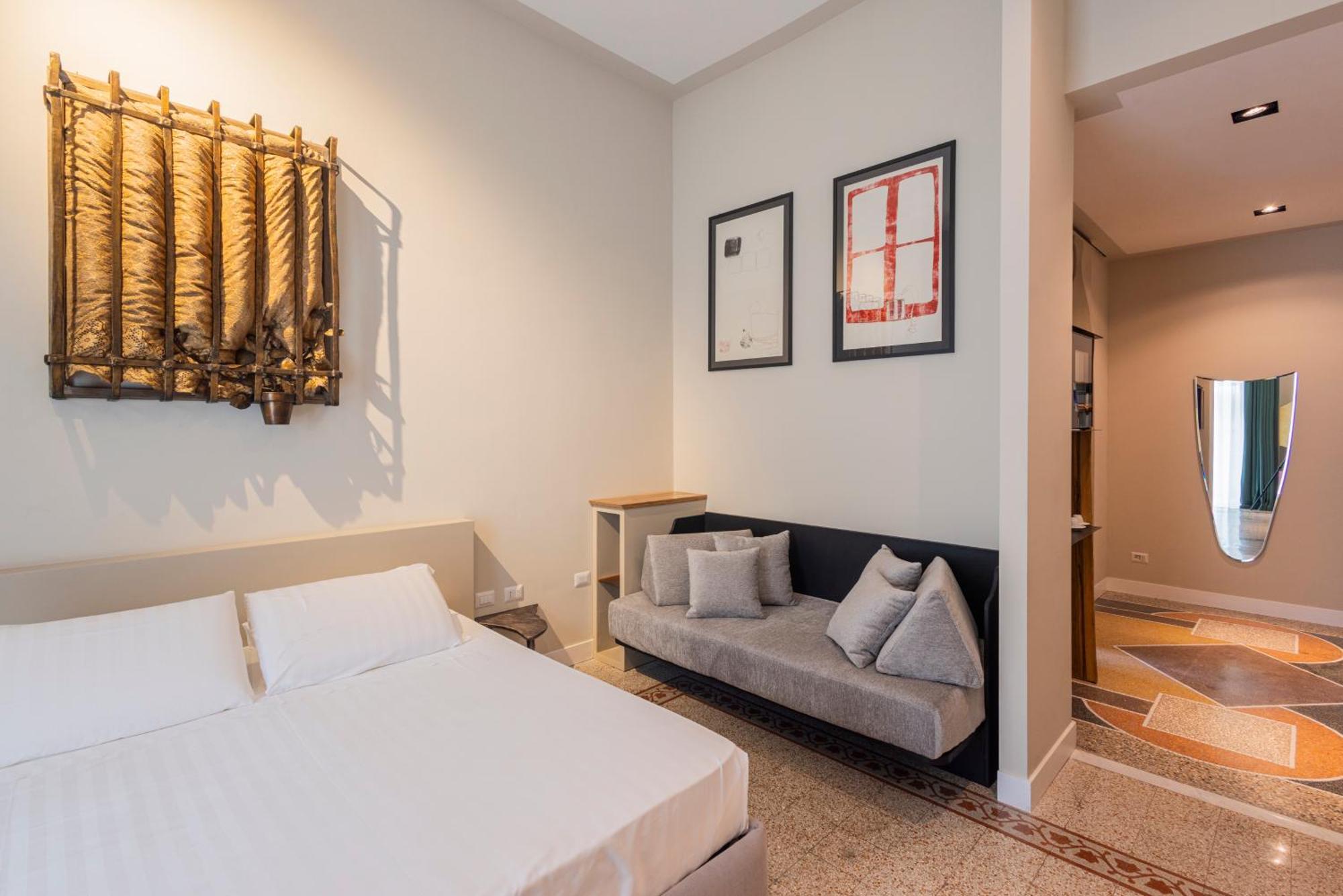 Atelier Inès Arts&suites Naples