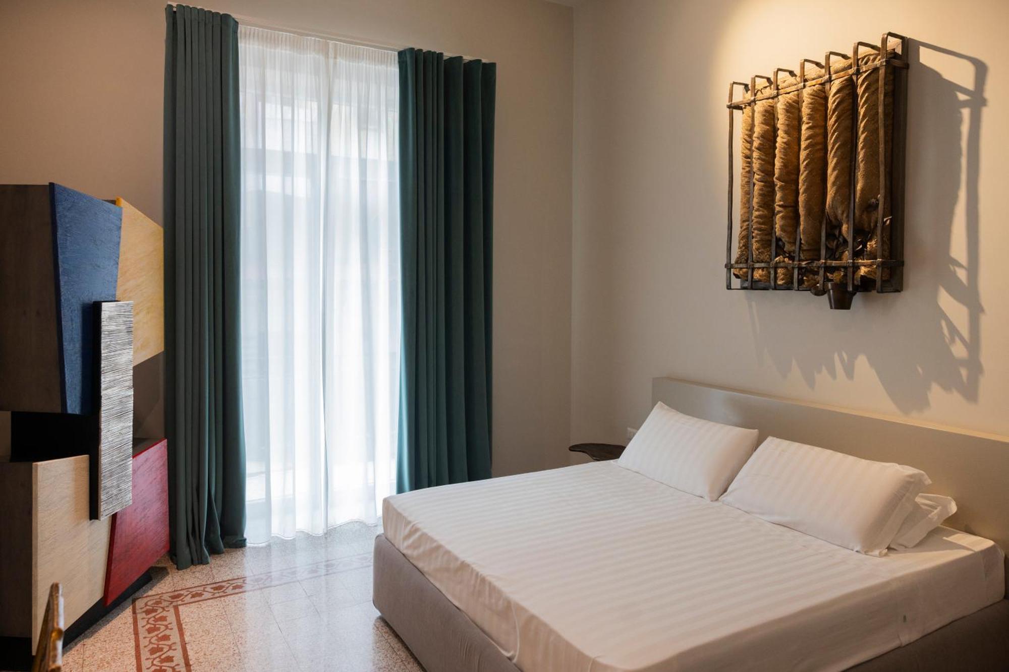 Atelier Inès Arts&suites Naples